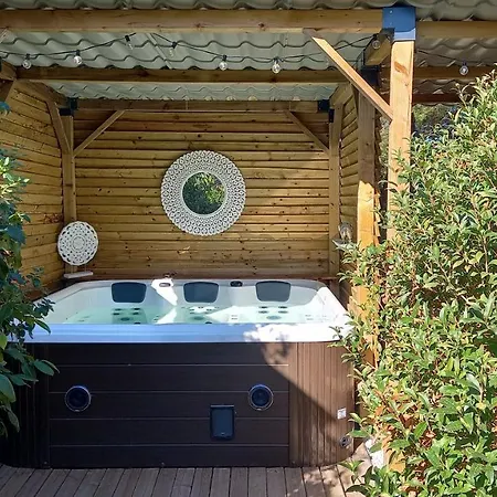 Arche De Lanoe Jacuzzi Отель типа 