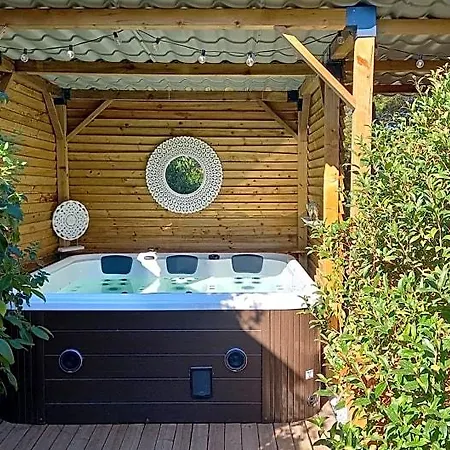Arche De Lanoe Jacuzzi